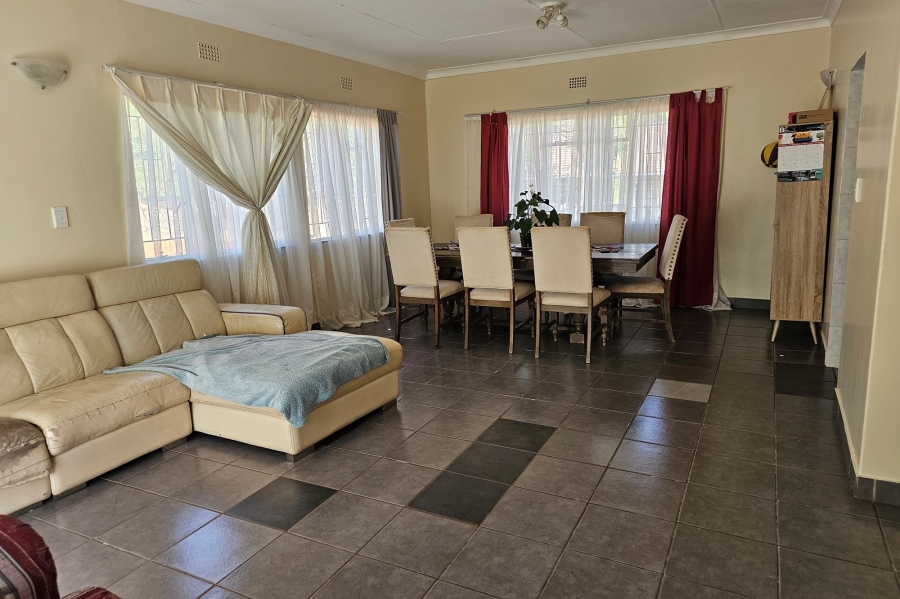 To Let 3 Bedroom Property for Rent in Protea Park North West